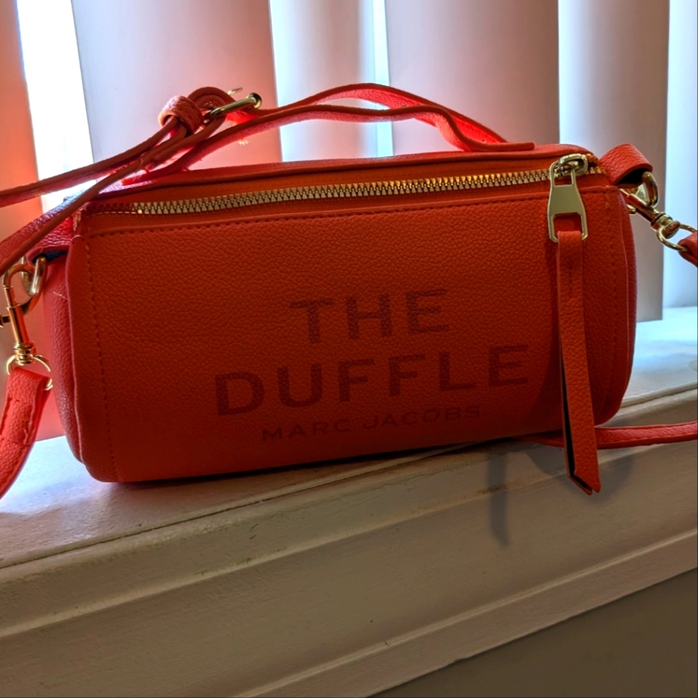 Fashion duffle bag